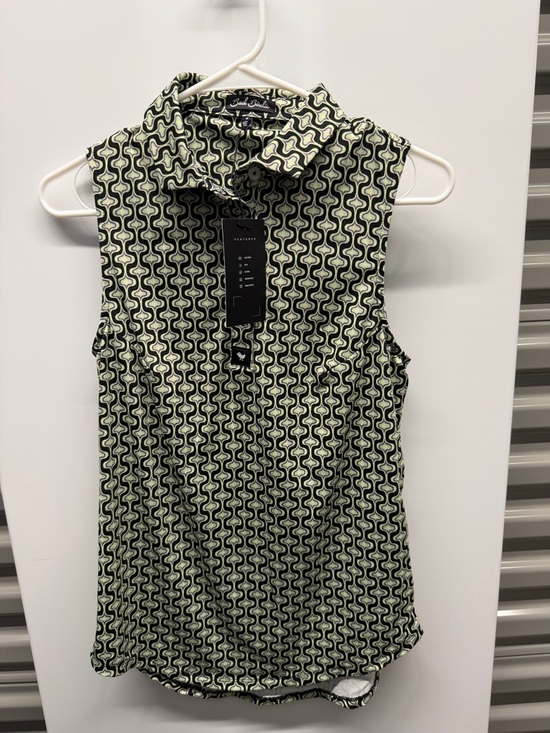 Tops - Bad Birdie sleeveless collared top featuring a geometric pattern small nwt